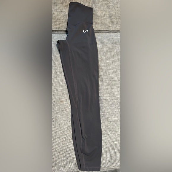 TLF Tempo High-Waisted Workout Leggings Graphite - Picture 2 of 3